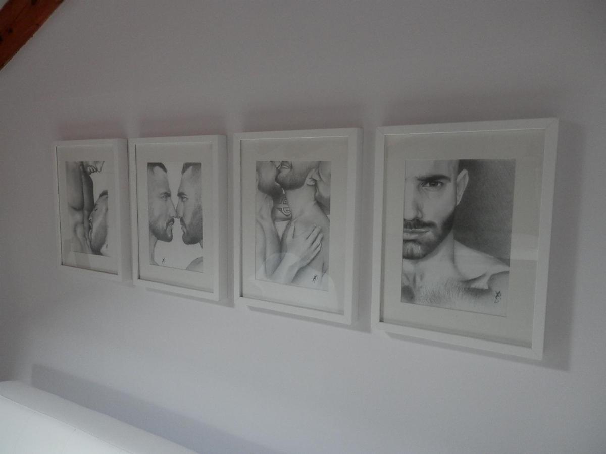 Valdesaz La Casona De Castilnovo - Gay Men Only旅馆 外观 照片