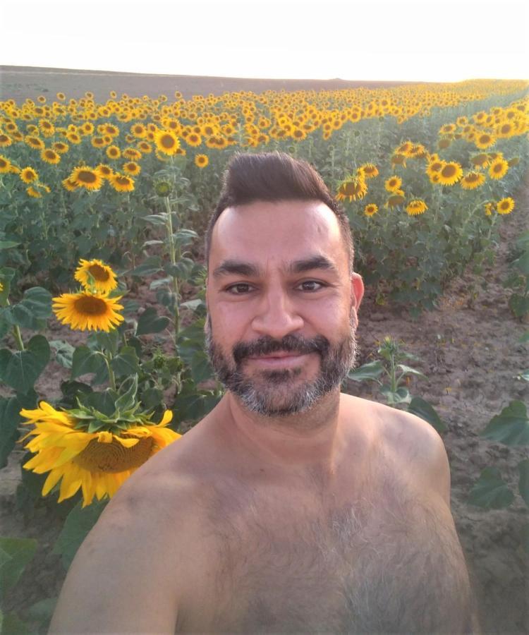 Valdesaz La Casona De Castilnovo - Gay Men Only旅馆 外观 照片