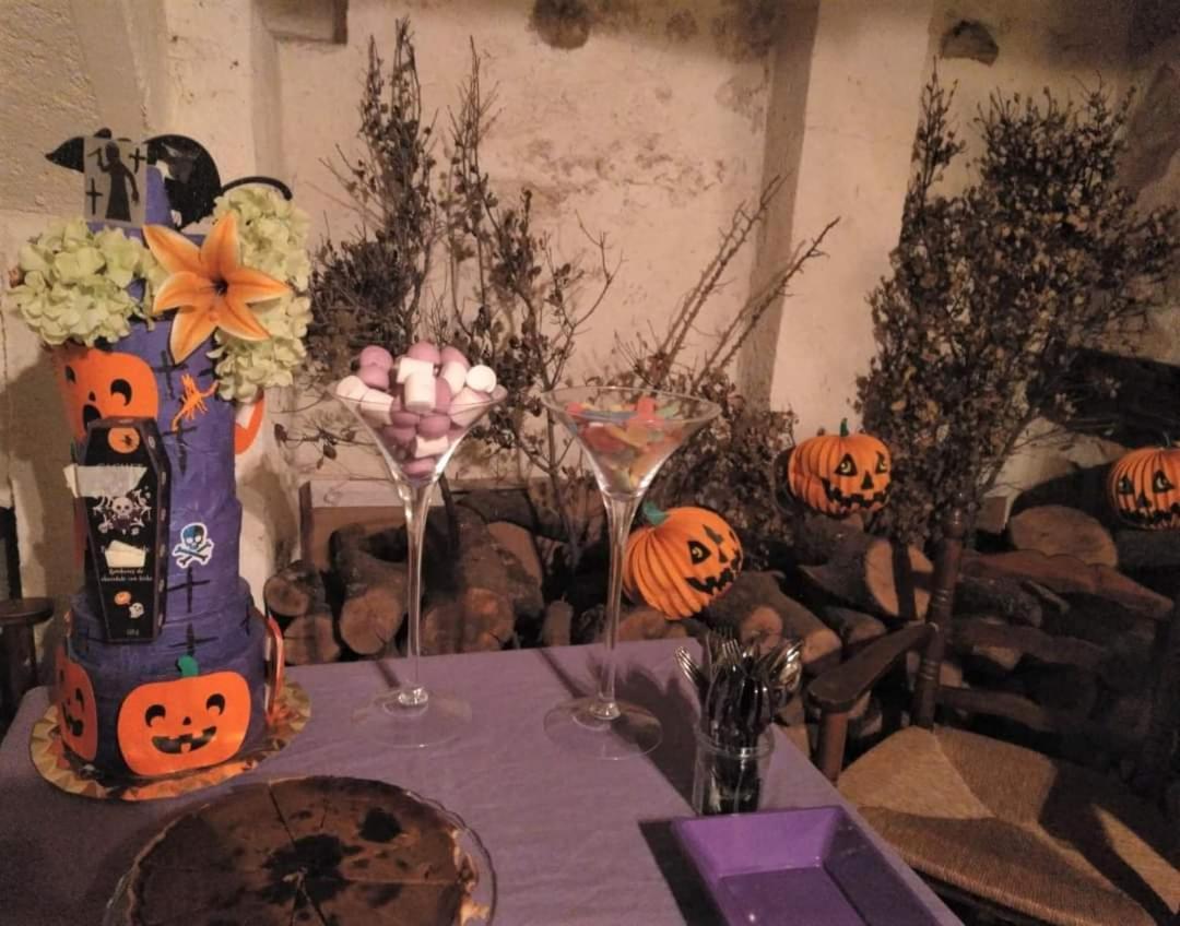 Valdesaz La Casona De Castilnovo - Gay Men Only旅馆 外观 照片